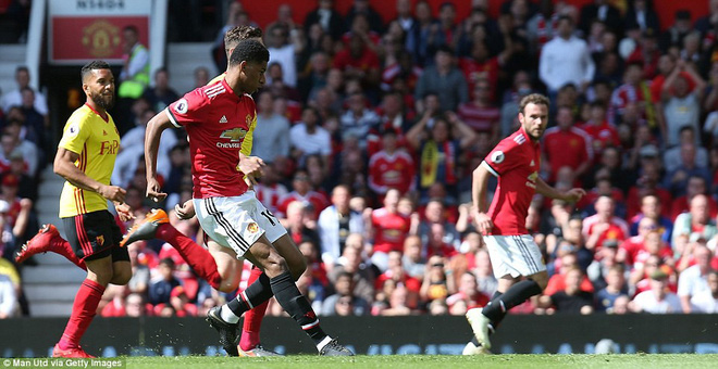 Demi kiến tạo, Michael Carrick khiến ngày chia tay Man United ngập tràn tiếc nuối Demi kiến tạo, Michael Carrick khiến ngày chia tay Man United ngập tràn tiếc nuối
